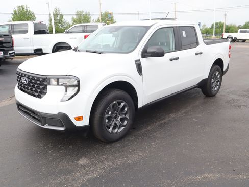New 2026 Ford Maverick XLT FWD image 9