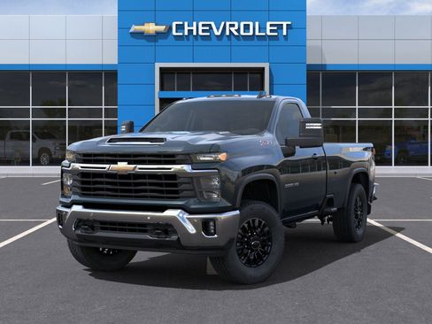 New 2025 Chevrolet Silverado 3500 LT image 6
