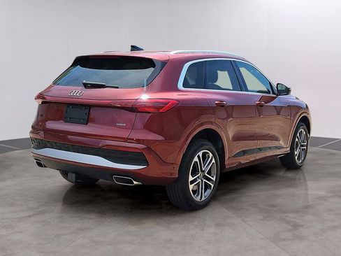 Certified 2025 Audi Q5 Premium w/ Premium Plus AWD/4WD image 7