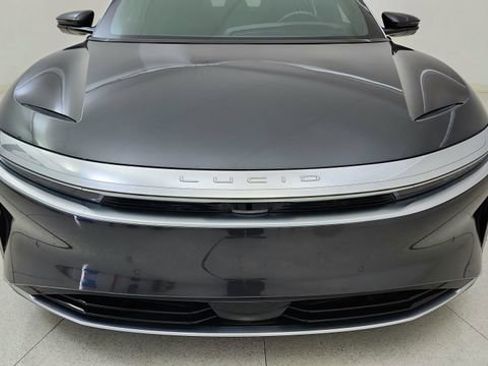 Used 2023 Lucid Air Touring image 8