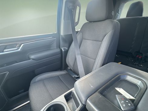 Used 2026 Chevrolet Silverado 1500 LT RWD image 19