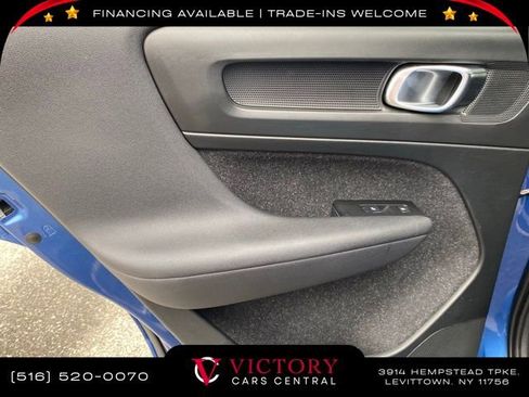 Used 2021 Volvo XC40 T5 R-Design w/ Advanced Package image 20