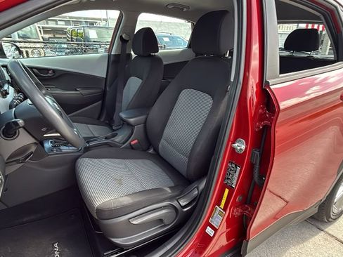 Used 2021 Hyundai Kona SE FWD image 16