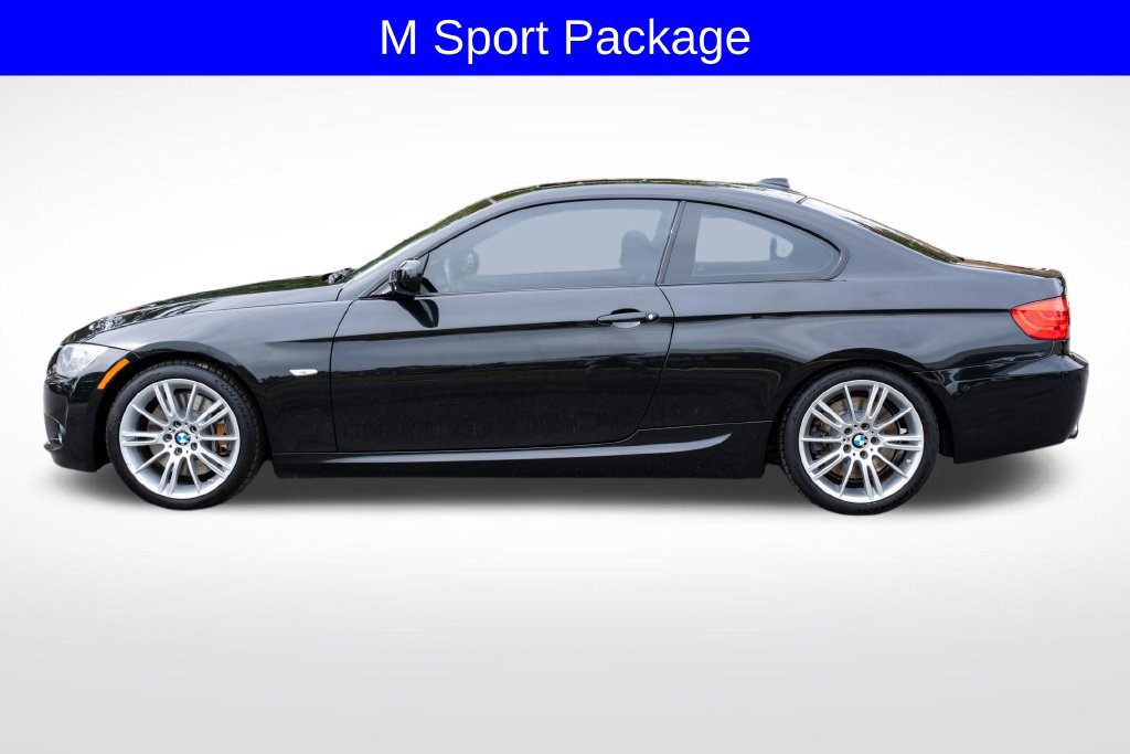Used 2013 BMW 335i Coupe w/ M Sport Pkg RWD image 5