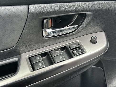 Used 2016 Subaru Crosstrek 2.0i Limited AWD/4WD image 16