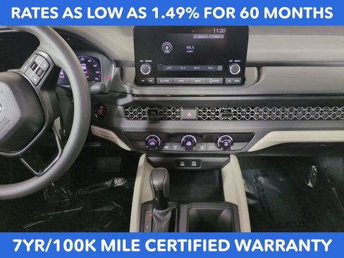 Certified 2025 Honda Accord LX image 17