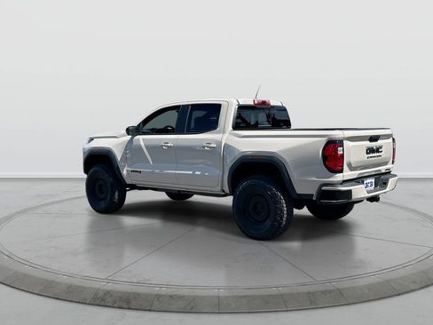 New 2026 GMC Canyon AT4 w/ Technology Plus Package AWD/4WD image 6