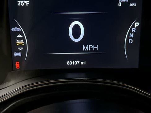 Used 2019 Jeep Grand Cherokee Laredo AWD/4WD image 19
