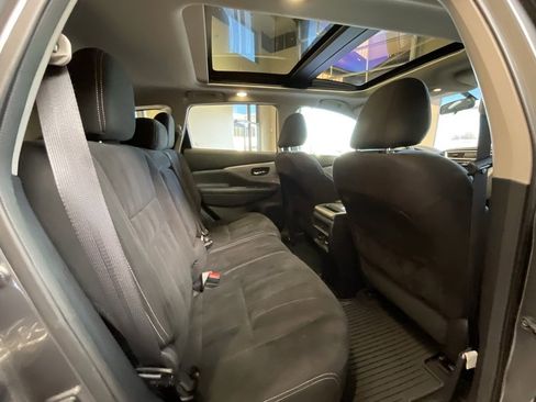 Used 2016 Nissan Murano SV w/ Premium Package image 20