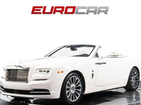 Used 2018 Rolls-Royce Dawn image 1