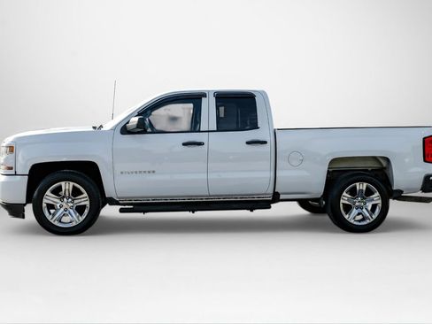 Used 2016 Chevrolet Silverado 1500 Custom w/ Custom Convenience Package RWD image 9
