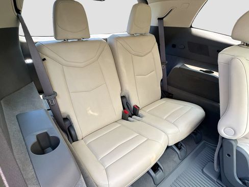 Used 2024 Cadillac XT6 Premium Luxury w/ LPO, Floor Liner Package AWD/4WD image 30