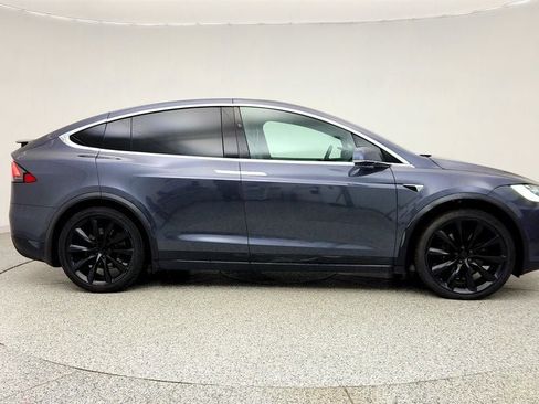 Used 2020 Tesla Model X Long Range image 4