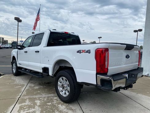 Used 2024 Ford F250 XLT image 6