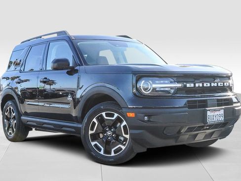 Used 2021 Ford Bronco Sport Outer Banks AWD/4WD image 2