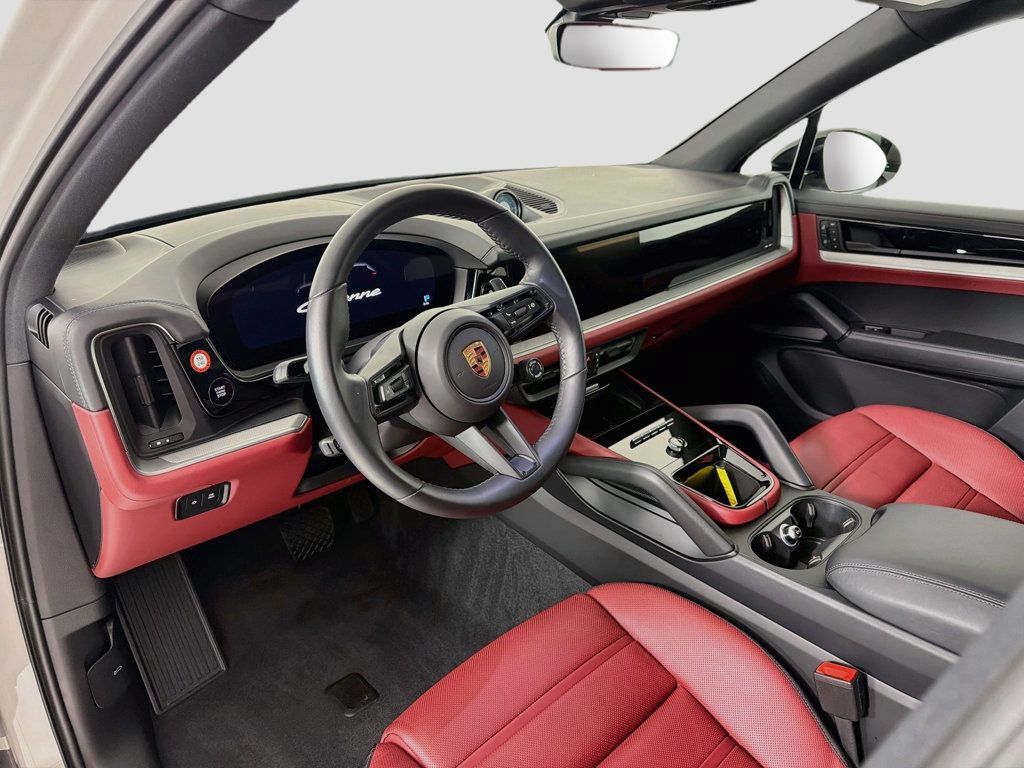 Certified 2026 Porsche Cayenne E-Hybrid AWD/4WD image 4