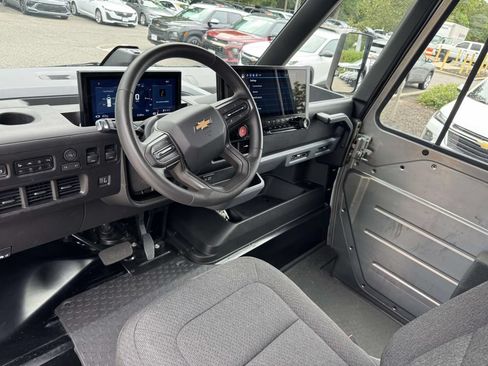 Used 2025 Chevrolet Brightdrop 600 FWD image 15