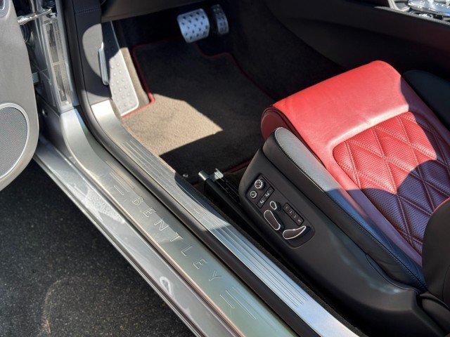 Used 2013 Bentley Continental GT AWD/4WD image 17