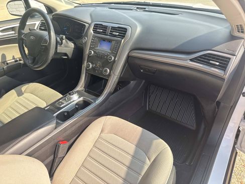 Used 2020 Ford Fusion S FWD image 12
