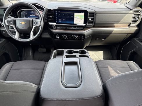 Used 2023 Chevrolet Silverado 1500 LT AWD/4WD image 13