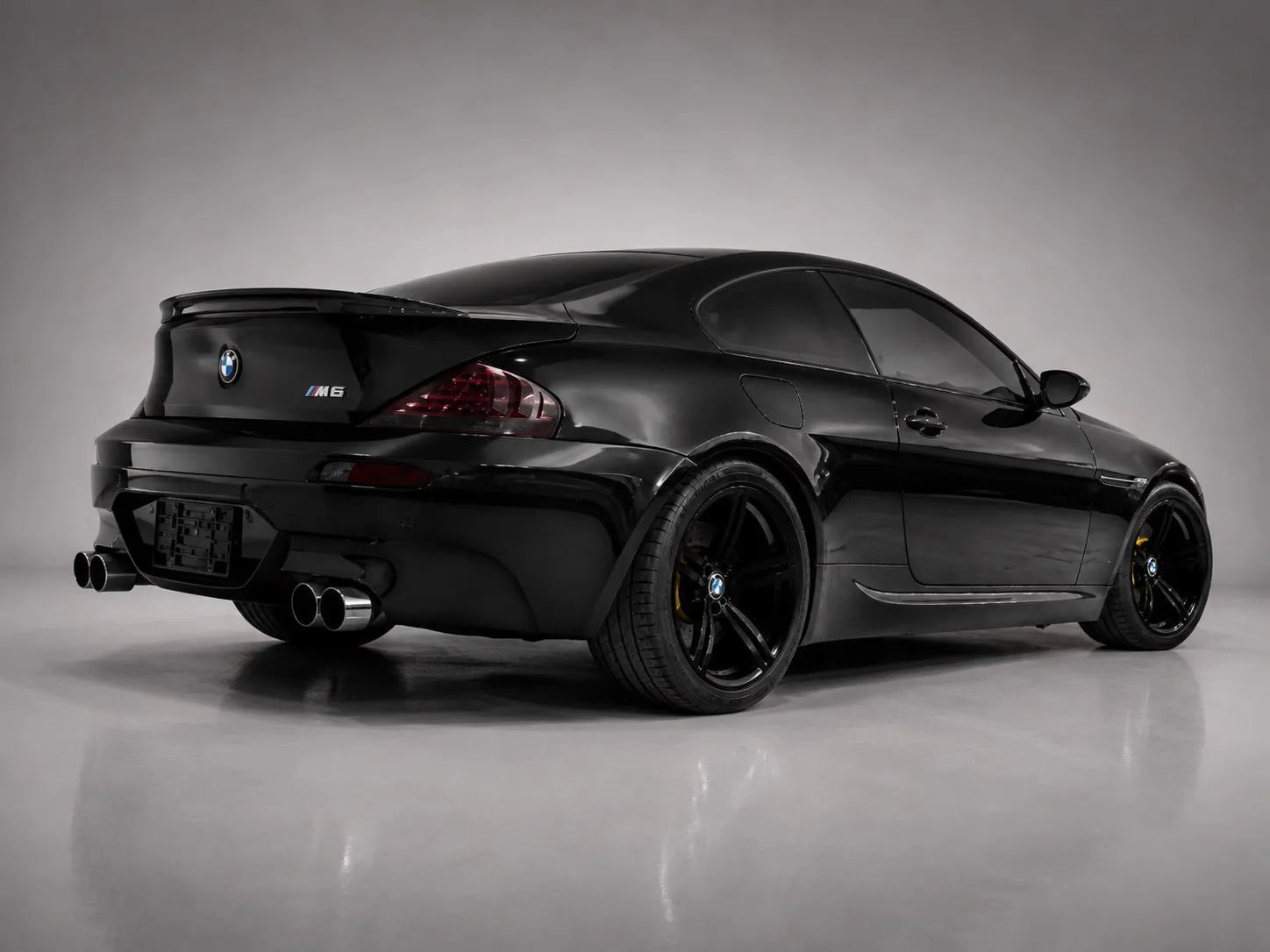 Used 2006 BMW M6 Coupe RWD image 3