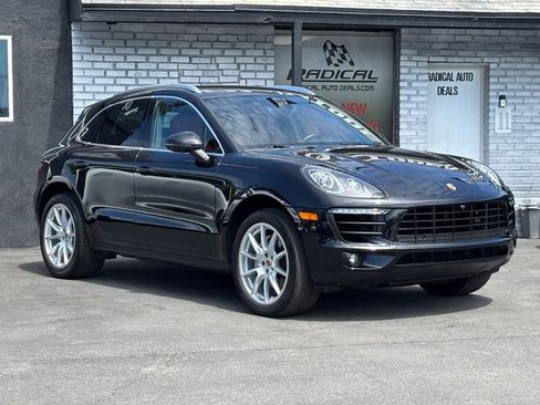 Used 2017 Porsche Macan S AWD/4WD image 9