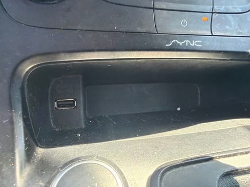 Used 2017 Ford Focus SE FWD image 24