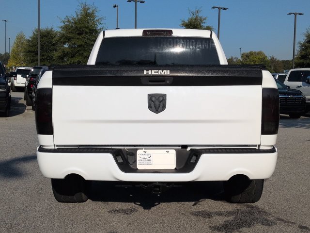 Used 2017 RAM 1500 Express RWD image 5