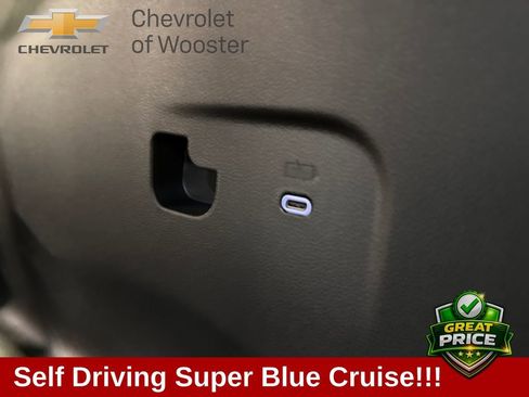 New 2026 Chevrolet Traverse High Country w/ LPO, Floor Liner Package AWD/4WD image 44