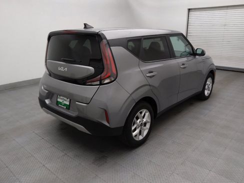 Used 2023 Kia Soul LX w/ Option Group 015 FWD image 9