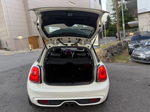 Used 2015 MINI Cooper S FWD image 11
