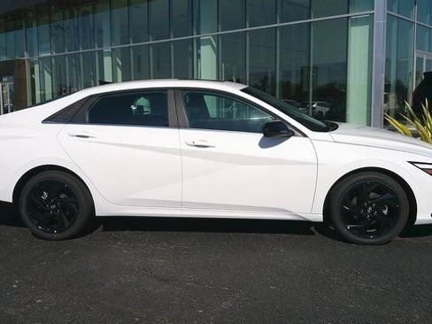 Certified 2026 Hyundai Elantra SEL Sport Premium FWD image 18