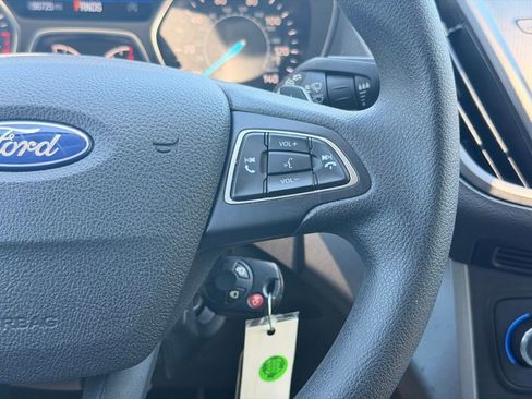 Used 2017 Ford Escape SE FWD image 31