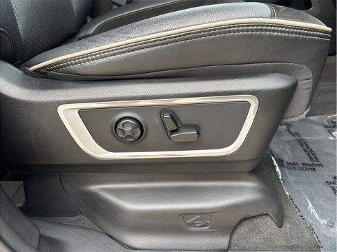 Used 2020 RAM 1500 Laramie AWD/4WD image 52