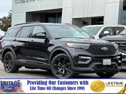 Certified 2022 Ford Explorer ST-Line w/ Class IV Trailer Tow Package image 2