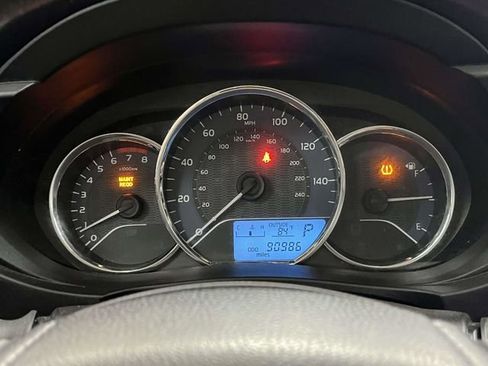 Used 2015 Toyota Corolla L image 31