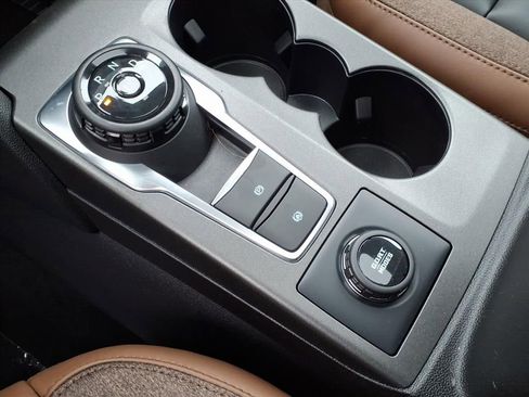 New 2025 Ford Bronco Sport Outer Banks w/ Outer Banks Tech Package+ image 21