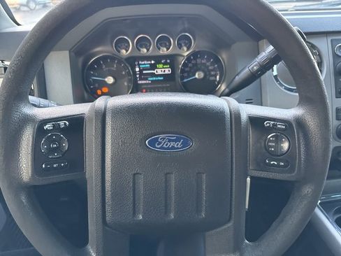 Used 2014 Ford F250 XLT w/ XLT Premium Package image 26