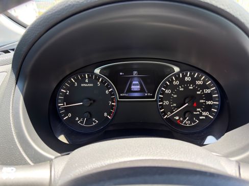 Used 2017 Nissan Altima 2.5 SR w/ Midnight Edition Package FWD image 26