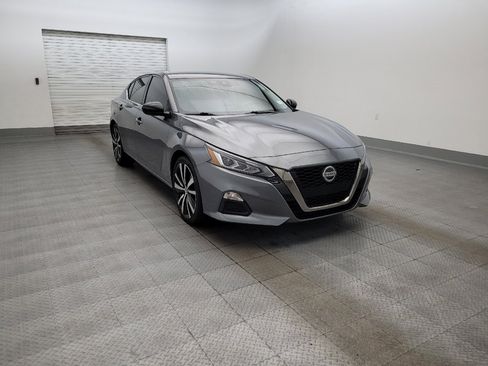 Used 2021 Nissan Altima 2.5 SR FWD image 13