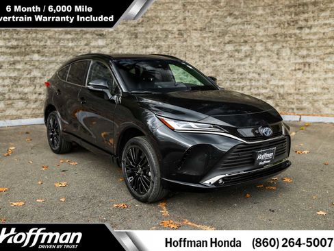 Used 2024 Toyota Venza Nightshade image 1