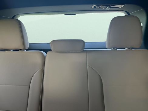 New 2026 Buick Enclave Preferred w/ Power Package image 9