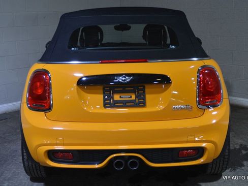 Used 2016 MINI Cooper S image 10