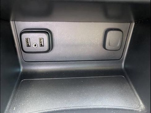 Used 2022 Chevrolet Colorado ZR2 w/ ZR2 Dusk Special Edition AWD/4WD image 16