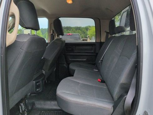 Used 2020 RAM 3500 Tradesman w/ Chrome Appearance Group AWD/4WD image 16