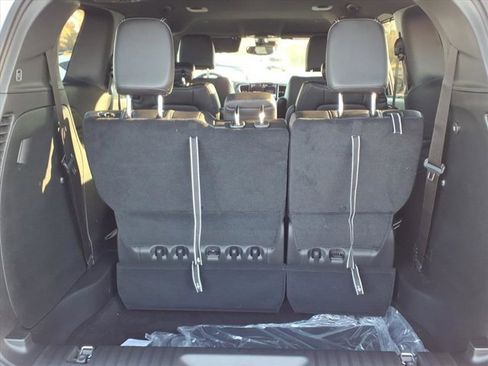 New 2026 Chrysler Pacifica Select w/ S Appearance Package image 17