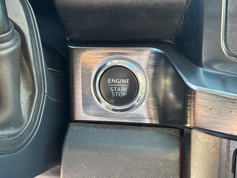 Used 2024 Ford F350 Lariat w/ Sport Appearance Package AWD/4WD image 36