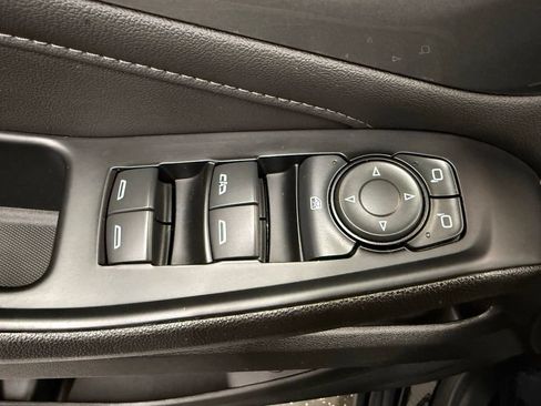 Used 2024 Chevrolet Traverse LT w/ LPO, Floor Liner Package AWD/4WD image 10