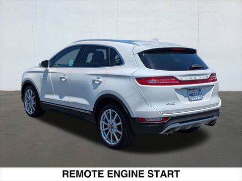Used 2019 Lincoln MKC Reserve w/ MKC Technology Package FWD image 3