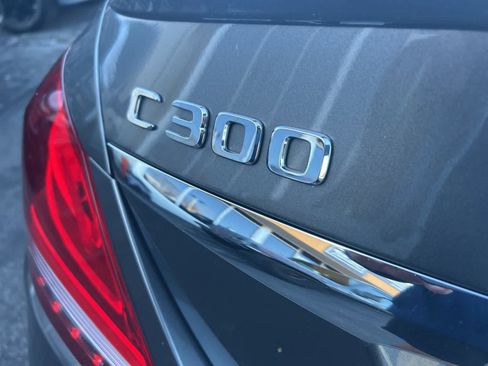 Used 2018 Mercedes-Benz C 300 Sedan image 18